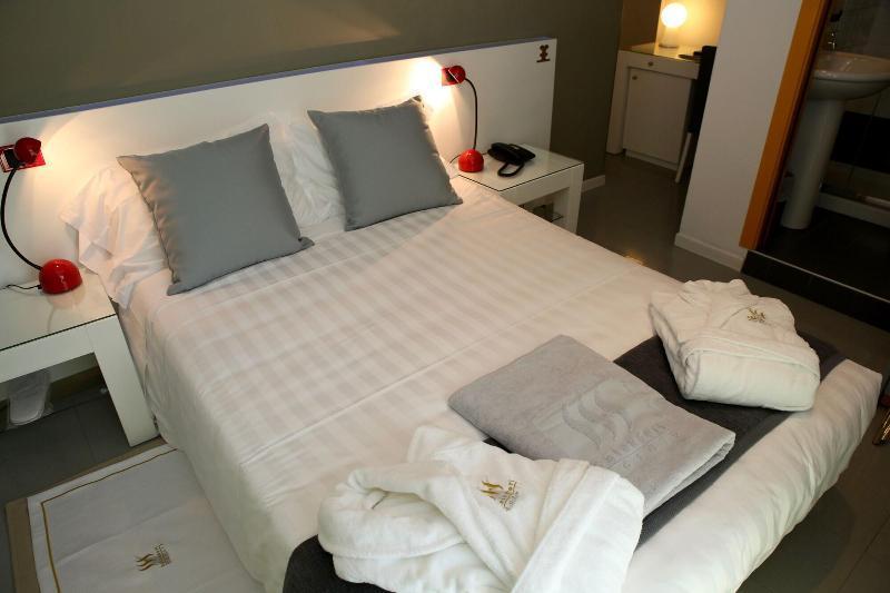 Monaco Suites Hotel Lignano Sabbiadoro Eksteriør bilde