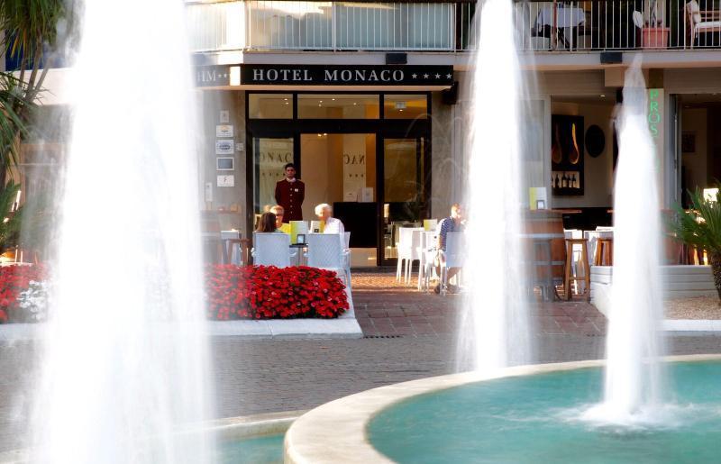 Monaco Suites Hotel Lignano Sabbiadoro Eksteriør bilde