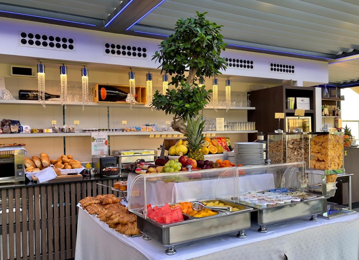 Monaco Suites Hotel Lignano Sabbiadoro Eksteriør bilde