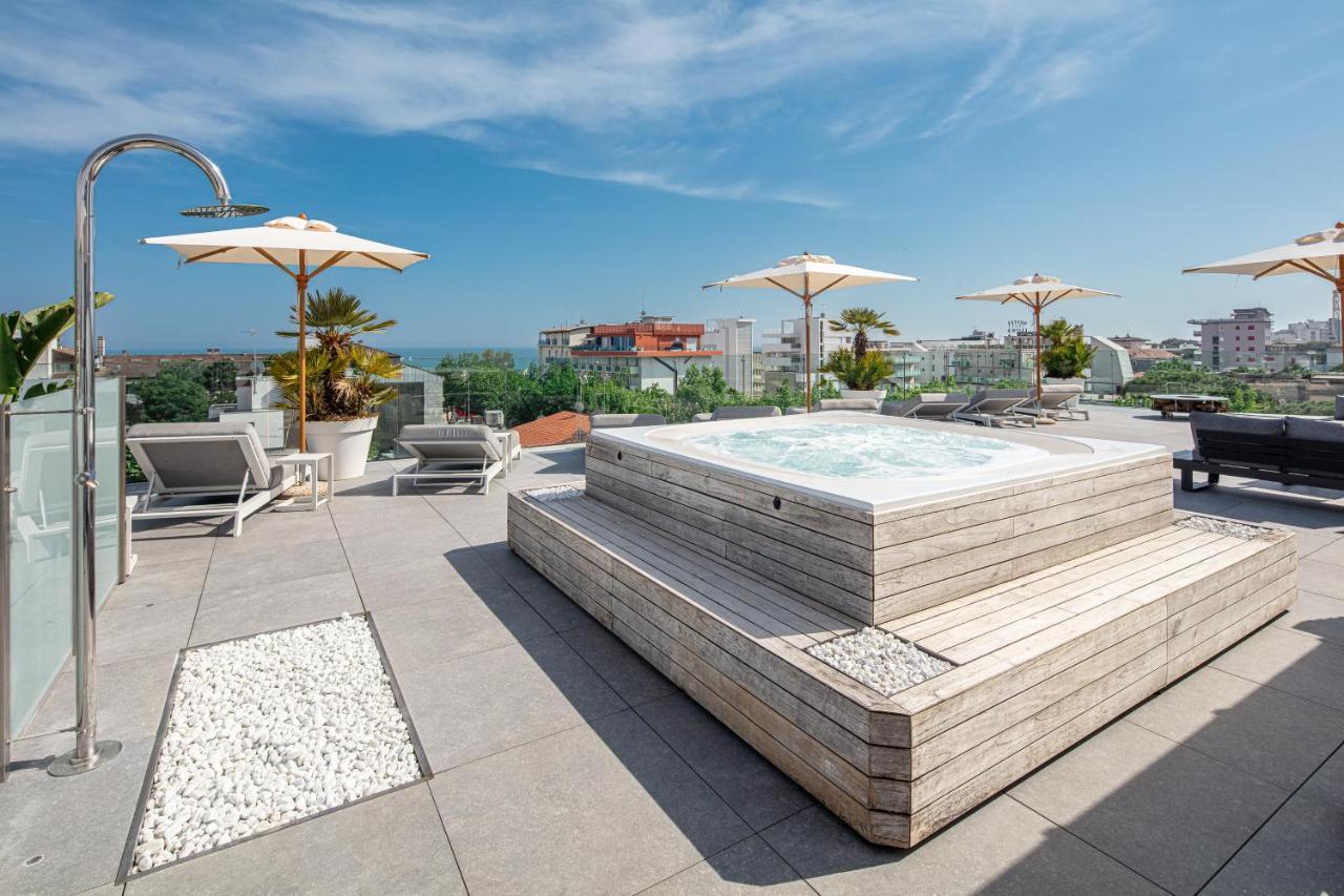 Monaco Suites Hotel Lignano Sabbiadoro Eksteriør bilde