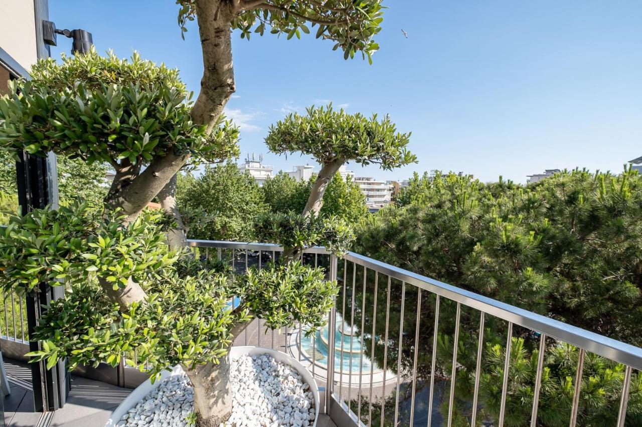 Monaco Suites Hotel Lignano Sabbiadoro Eksteriør bilde